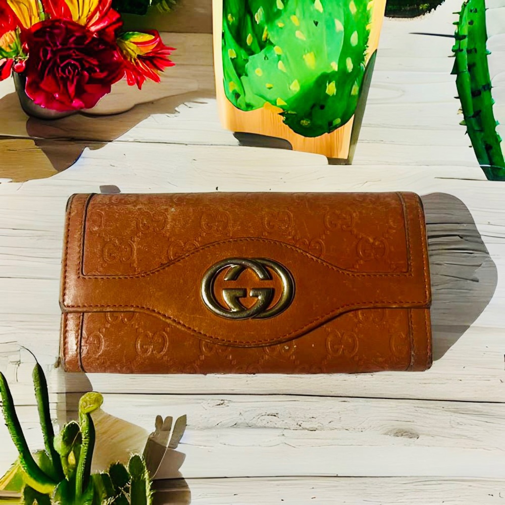 Authentic Gucci Wallet